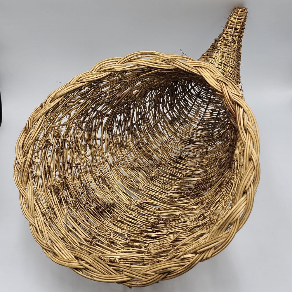Vintage Wicker Grapevine Cornucopia Horn of Plenty Gold Thanksgiving Fall 19"